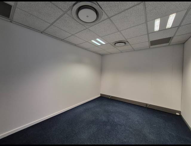 1,277M² OFFICE TO LET IN SANDTON CENTRAL
